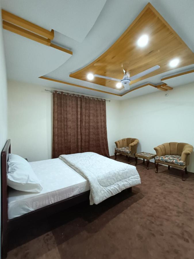 Taaj Residence สการ์ดู ภายนอก รูปภาพ