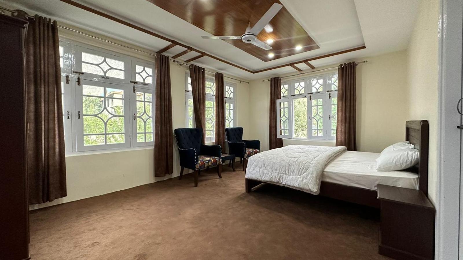 Taaj Residence สการ์ดู ภายนอก รูปภาพ